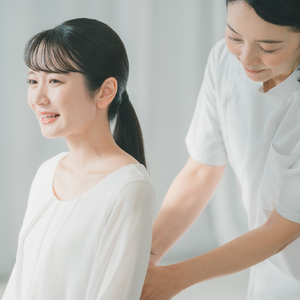 ④